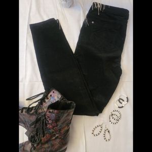 Women's Black David Bitton Buffalo Size 6 Cords